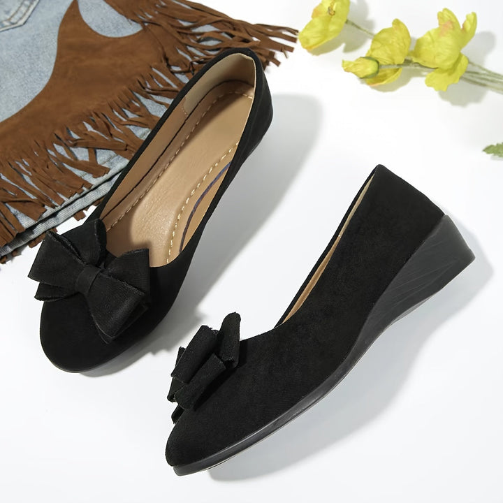 Bella | Women's Bow Detail Round Toe Ballet Flats Slip-On
