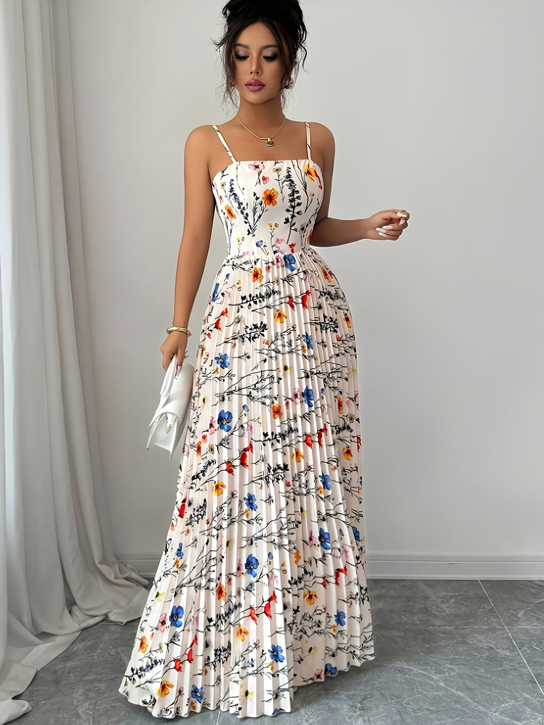 Iris - Elegant Floral Pleated Maxi Dress