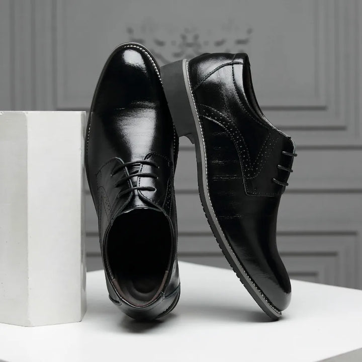 Roma Wingtip Dress Shoes