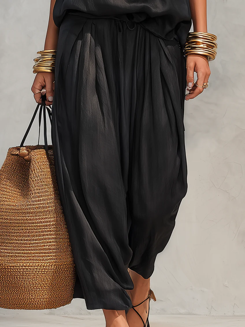Nelly - Women Elegant Black Halter-Neck Two Piece Set
