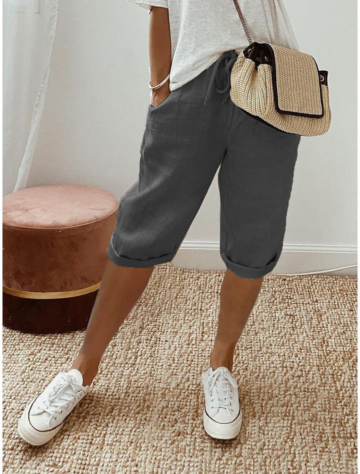 Women's Shorts | Pull-On Straight Leg Cropped
