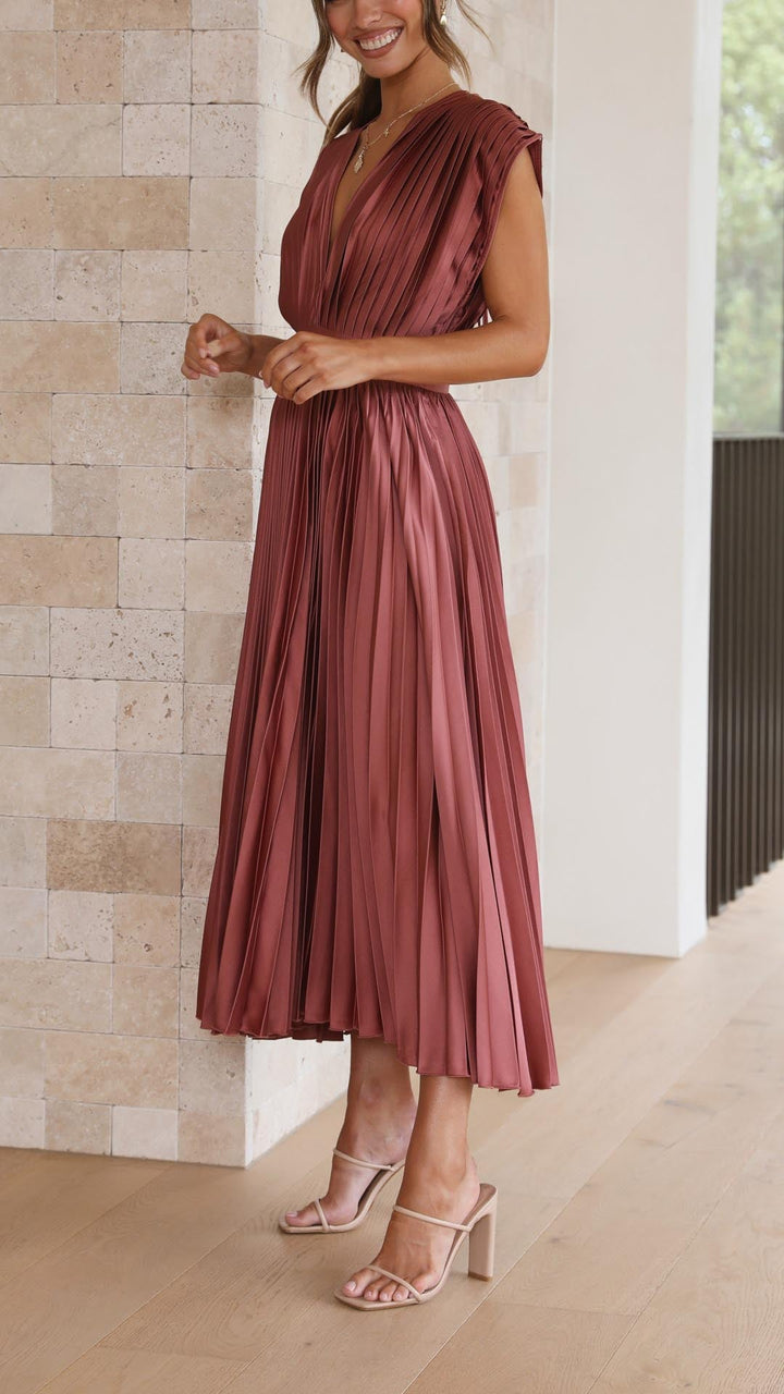 Kaitlyn | Elegant Pleated Wedding Guest Dress