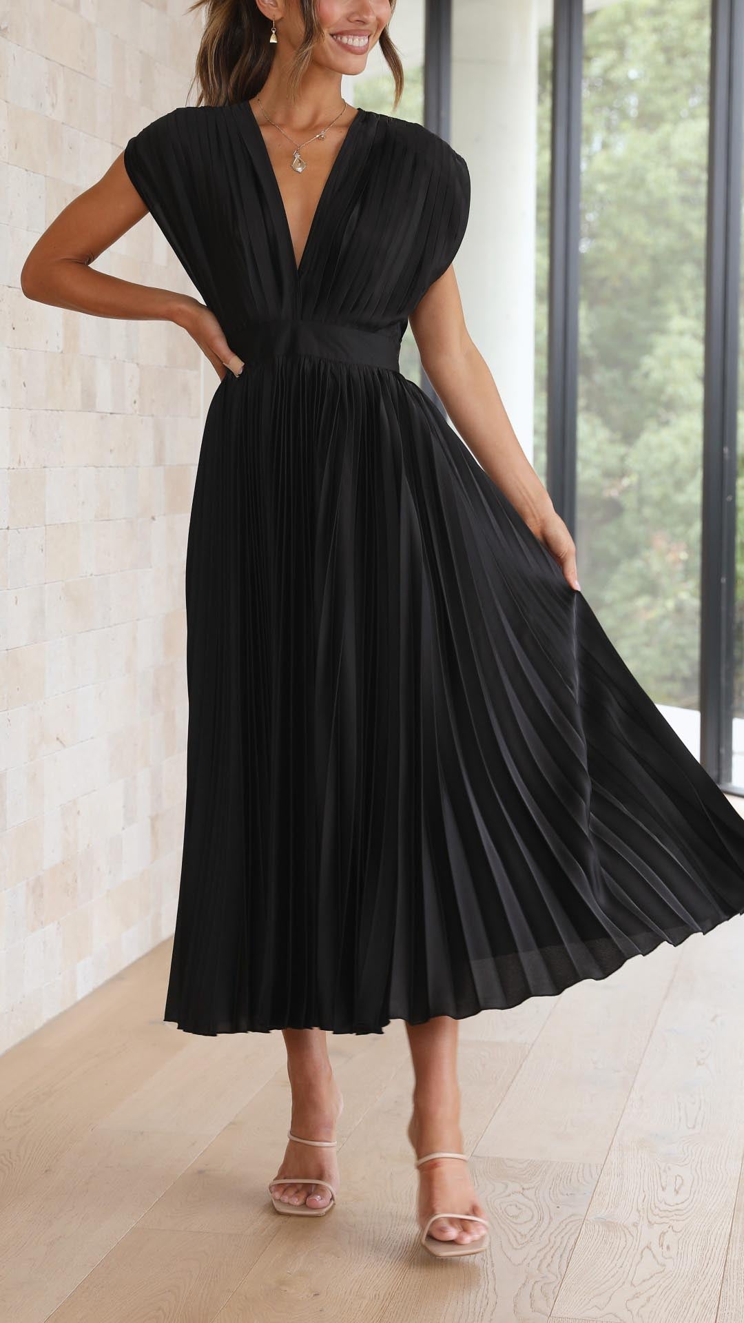 Kaitlyn | Elegant Pleated Wedding Guest Dress